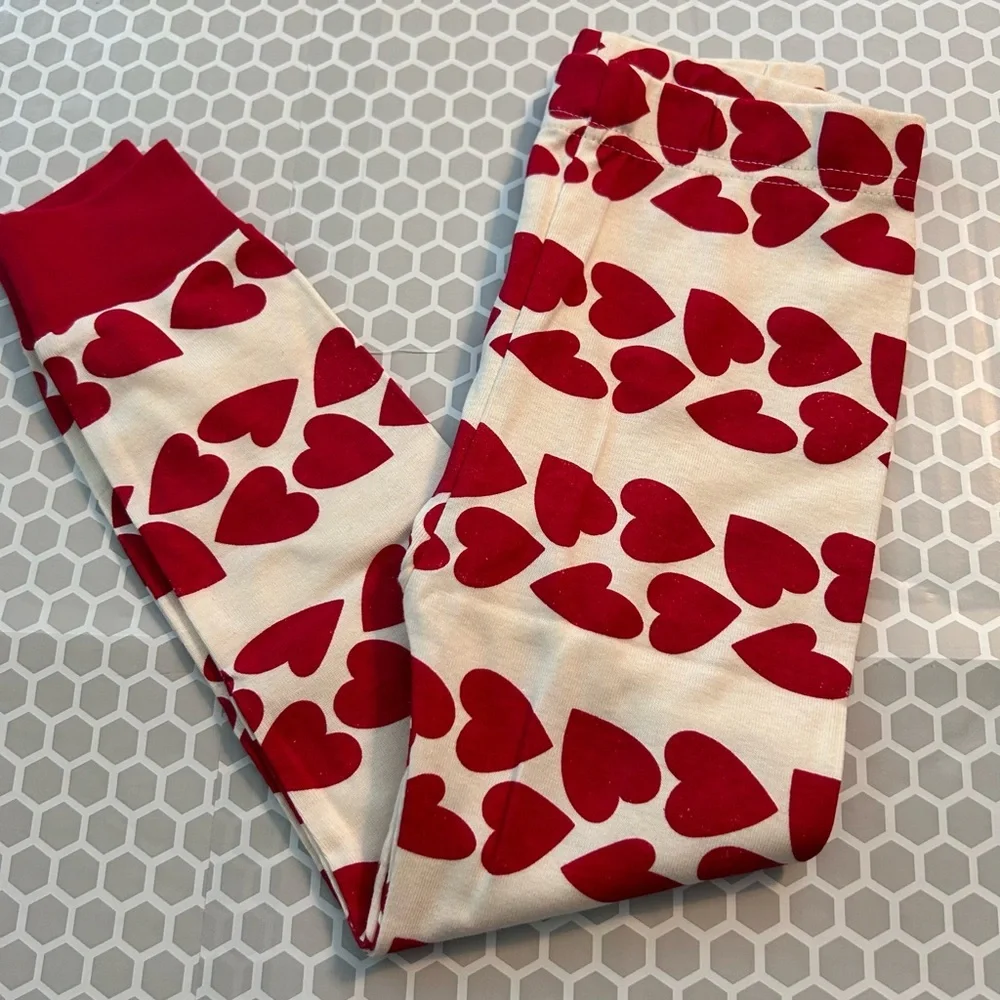 NWT Old Navy Red and Cream Heart-Print Kids Pajama Set. Size 4T